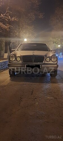 Mercedes E 230 1997, 288,000 km - 2.3 l - Şəki
