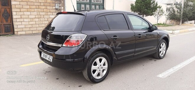 Opel Astra 2009, 200,000 km - 1.4 l - Hacıqabul