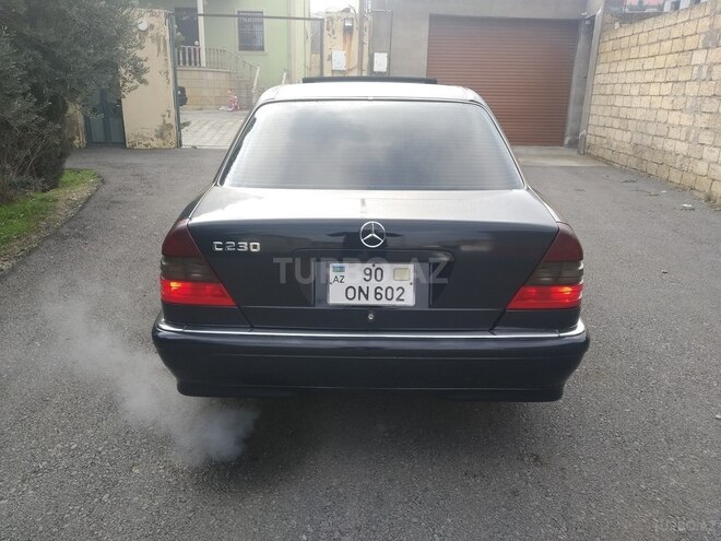 Mercedes C 230 1997, 245,000 km - 2.3 l - Sumqayıt