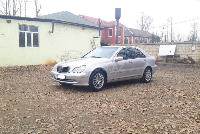 Mercedes C 240 2000, 260,125 km - 2.6 l - Masallı