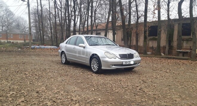 Mercedes C 240 2000, 260,125 km - 2.6 l - Masallı
