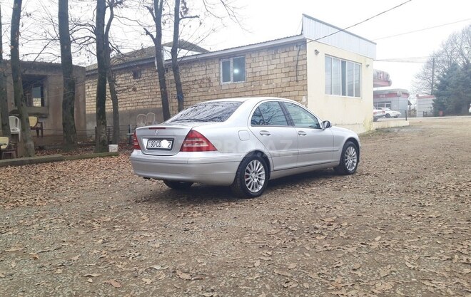 Mercedes C 240 2000, 260,125 km - 2.6 l - Masallı