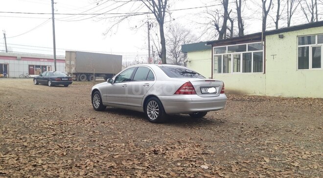 Mercedes C 240 2000, 260,125 km - 2.6 l - Masallı