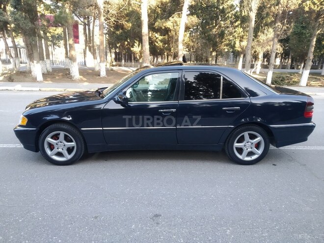 Mercedes C 230 1997, 245,000 km - 2.3 l - Sumqayıt