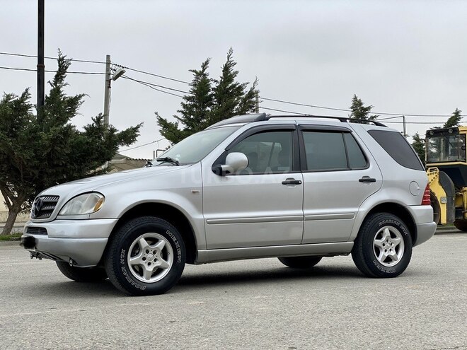 Mercedes ML 320 2000, 195,000 km - 3.2 l - Sumqayıt