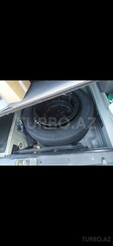 Mercedes E 240 1999, 325,000 km - 2.4 l - Xaçmaz