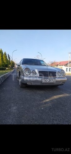 Mercedes E 240 1999, 325,000 km - 2.4 l - Xaçmaz