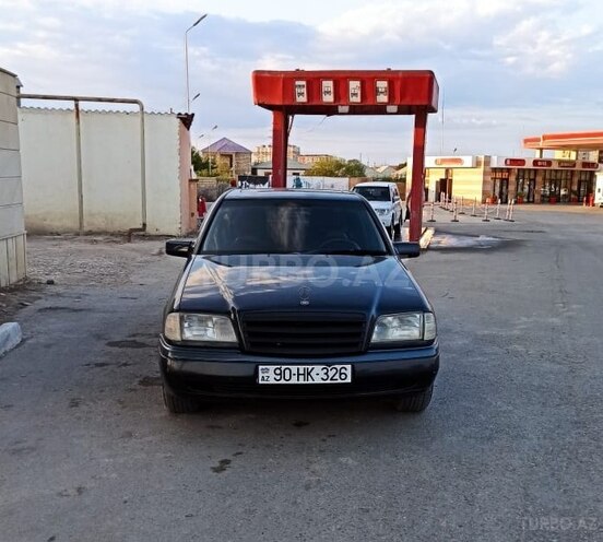 Mercedes C 220 1995, 353,000 km - 2.2 л - Sumqayıt