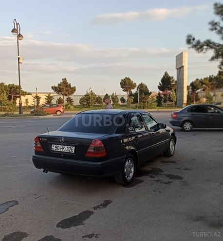 Mercedes C 220 1995, 353,000 km - 2.2 л - Sumqayıt