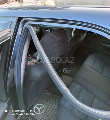 Mercedes C 220 1995, 353,000 km - 2.2 л - Sumqayıt