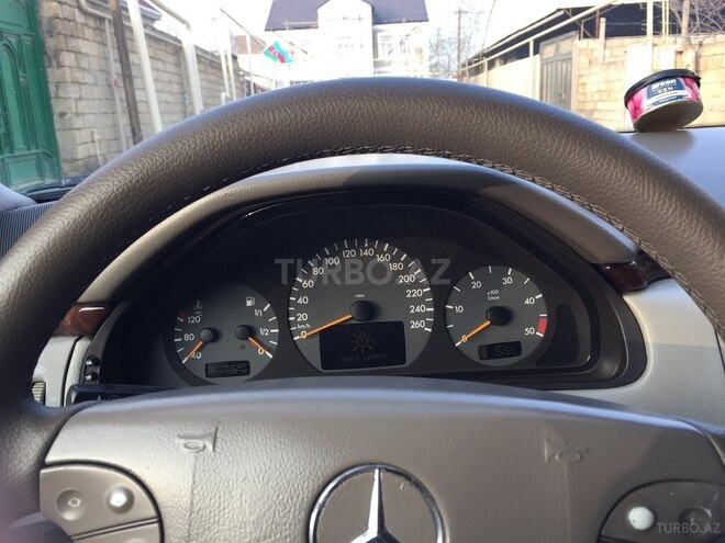 Mercedes E 270 2000, 437,497 km - 2.7 л - Bakı