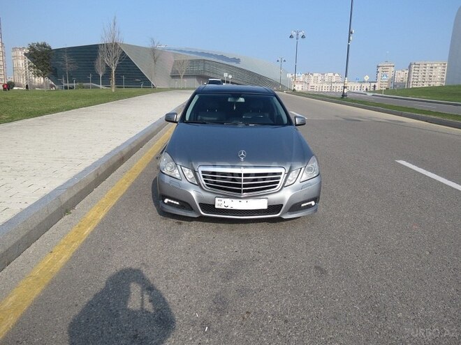 Mercedes E 250 2009, 204,000 km - 2.2 l - Bakı