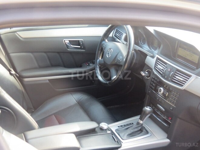 Mercedes E 250 2009, 204,000 km - 2.2 l - Bakı