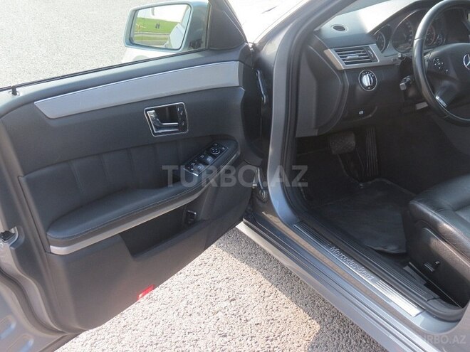 Mercedes E 250 2009, 204,000 km - 2.2 l - Bakı