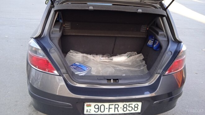 Opel Astra 2009, 225,000 km - 1.6 l - Mingəçevir