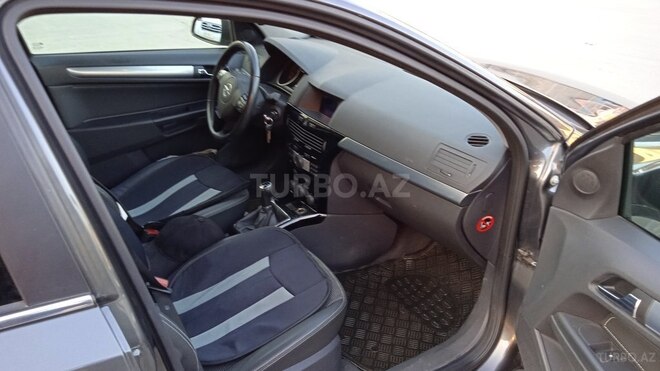 Opel Astra 2009, 225,000 km - 1.6 l - Mingəçevir
