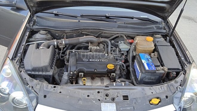 Opel Astra 2009, 225,000 km - 1.6 l - Mingəçevir
