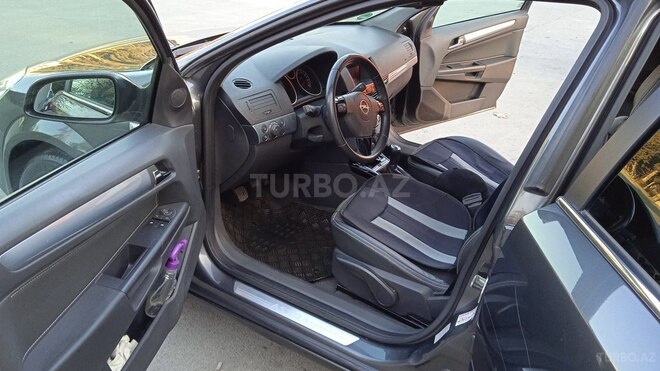 Opel Astra 2009, 225,000 km - 1.6 l - Mingəçevir