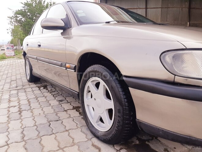 Opel Omega 1996, 334,000 km - 0.2 l - Gəncə