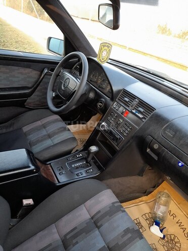 Mercedes C 200 1994, 258,771 km - 2.0 l - Masallı