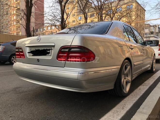 Mercedes E 240 2000, 270,000 km - 0.3 л - Bakı