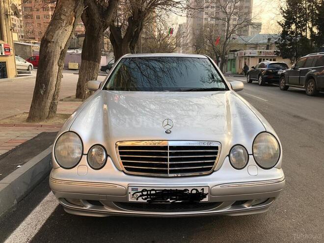 Mercedes E 240 2000, 270,000 km - 0.3 л - Bakı