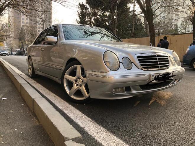 Mercedes E 240 2000, 270,000 km - 0.3 л - Bakı
