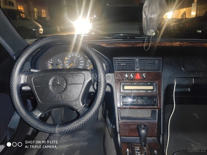 Mercedes C 220 1998, 329,971 km - 2.2 l - Bakı