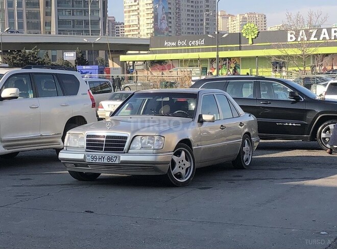 Mercedes E 220 1995, 400,000 km - 2.2 l - Bakı