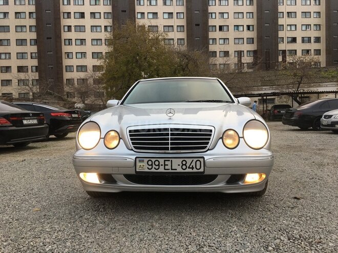 Mercedes E 270 2001, 260,000 km - 2.7 л - Bakı