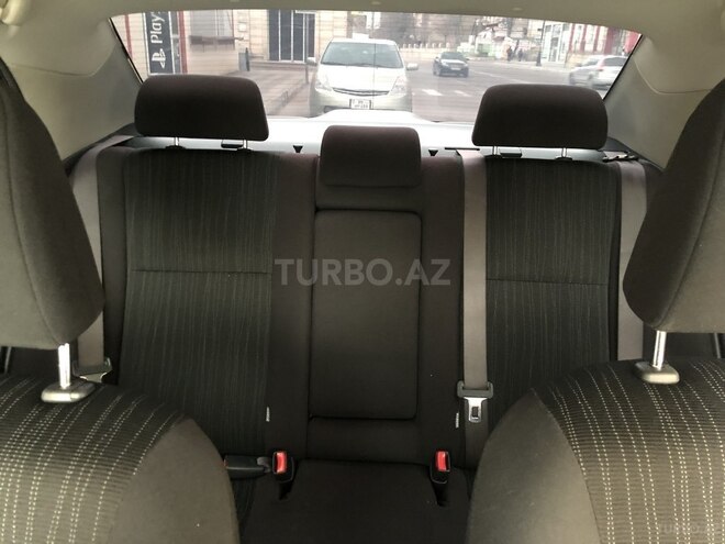 Toyota Corolla 2007, 268,000 km - 1.4 л - Bakı