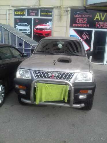 Mitsubishi L200 2004, 380,000 km - 2.5 l - Bakı