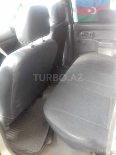 Mitsubishi L200 2004, 380,000 km - 2.5 l - Bakı