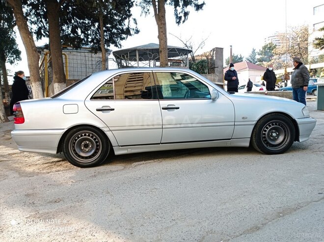 Mercedes C 240 1998, 222,000 km - 2.4 l - Bakı