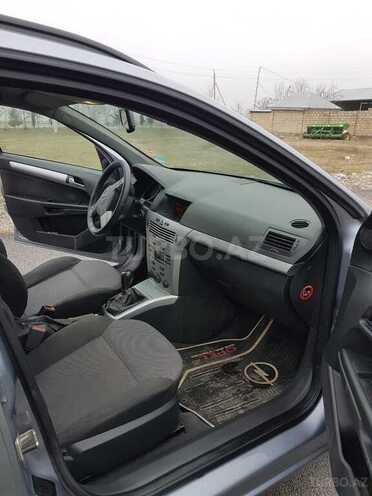 Opel Astra 2009, 215,000 km - 1.3 л - Oğuz