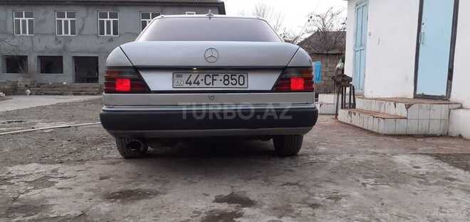 Mercedes E 250 1991, 576,664 km - 2.5 l - Sabirabad