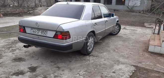 Mercedes E 250 1991, 576,664 km - 2.5 l - Sabirabad