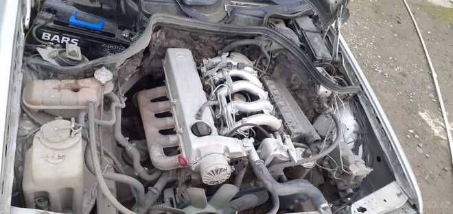 Mercedes E 250 1991, 576,664 km - 2.5 l - Sabirabad