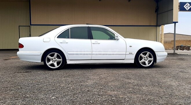 Mercedes E 230 1996, 425,033 km - 2.3 l - Bakı