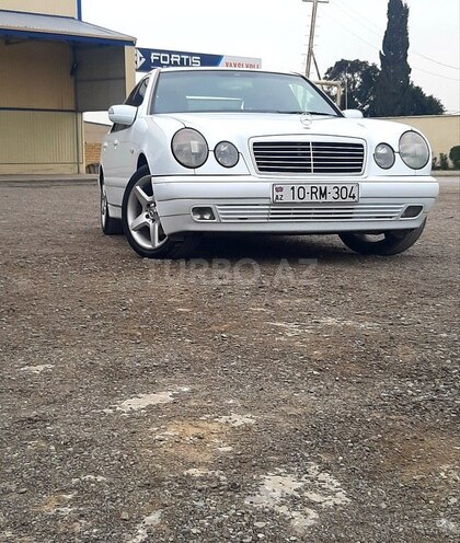 Mercedes E 230 1996, 425,033 km - 2.3 l - Bakı