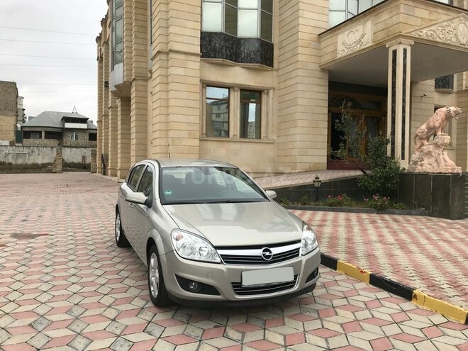 Opel Astra 2007, 178,000 km - 1.4 л - Bakı
