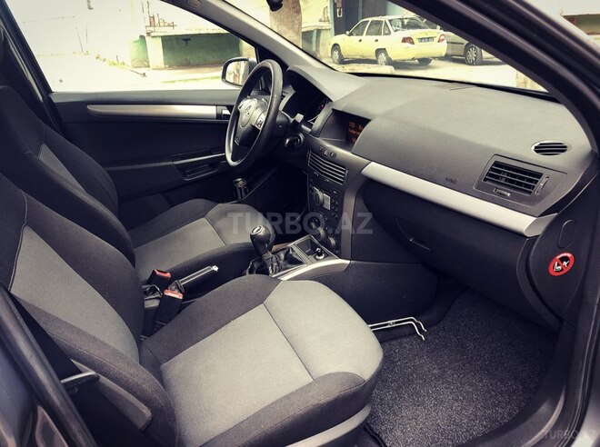 Opel Astra 2005, 208,000 km - 1.3 l - Bakı