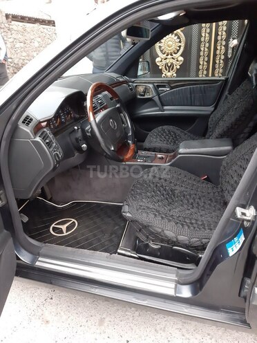 Mercedes E 230 1996, 496,110 km - 2.3 l - Şəki