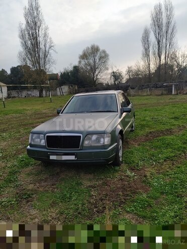 Mercedes E 300 1993, 515,000 km - 3.0 l - Astara