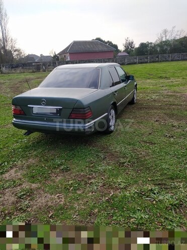 Mercedes E 300 1993, 515,000 km - 3.0 l - Astara