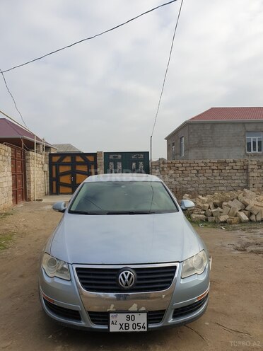 Volkswagen Passat 2005, 300,000 km - 2.0 l - Bakı
