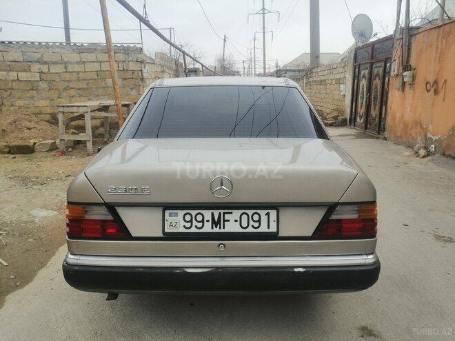 Mercedes E 230 1990, 539,736 km - 2.3 l - Bakı