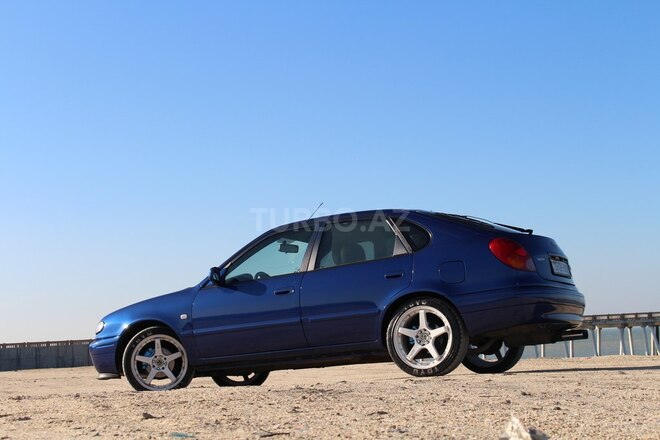 Toyota Corolla 2000, 354,000 km - 1.6 л - Bakı