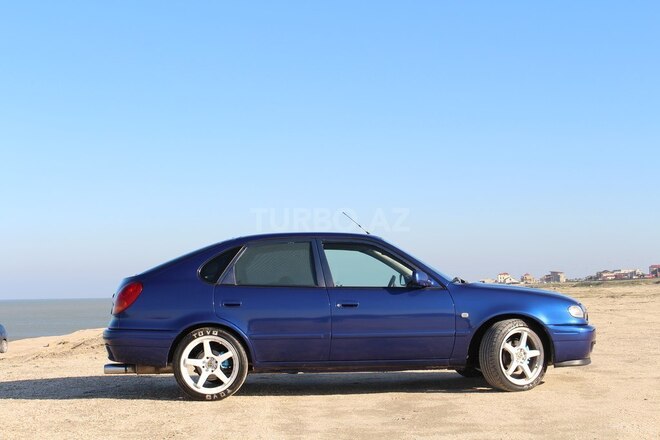 Toyota Corolla 2000, 354,000 km - 1.6 л - Bakı