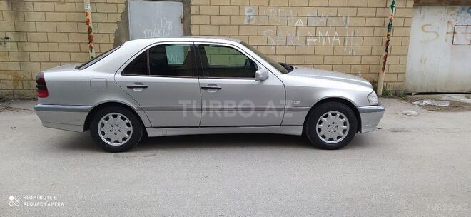 Mercedes C 240 1999, 199,301 km - 2.4 l - Bakı